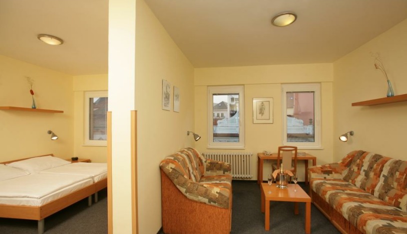 Hotel Mědínek Old Town Kutná Hora - Třílůžkový pokoj Superior